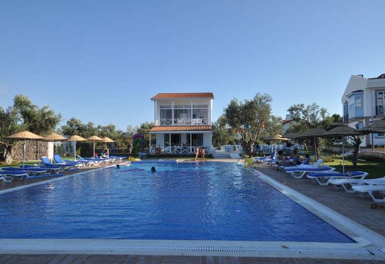 Zeytin Arasi Apart Otel