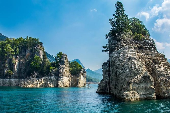 Green Canyon-Kreuzfahrt mit Mittagsbuffet und unbegrenzten Getränken von Side