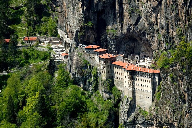 Trabzon'dan Sümela Manastırı Günü Turu