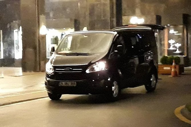 Privater Shuttle vom Flughafen ISTANBUL ins Stadtzentrum oder umgekehrt.