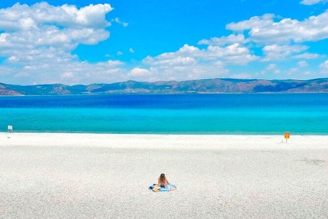 Champs d'Isparta Roses et lac tectonique de Salda