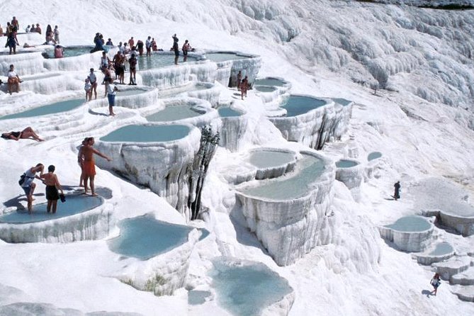 Pamukkale-Tour in kleiner Gruppe ab Kusadasi oder Selçuk