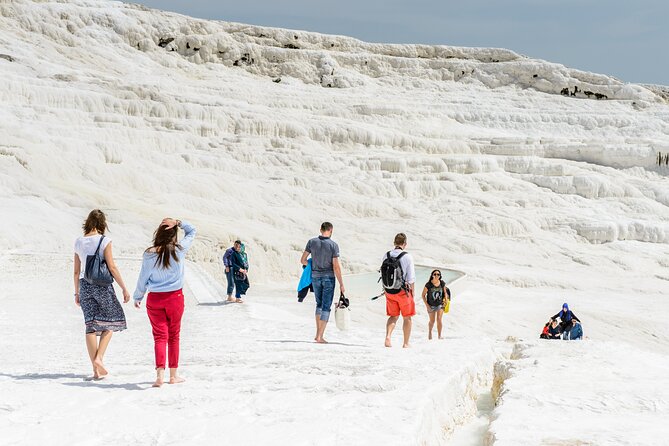 Antalya'dan Pamukkale Tam Gün Rehberli Tur