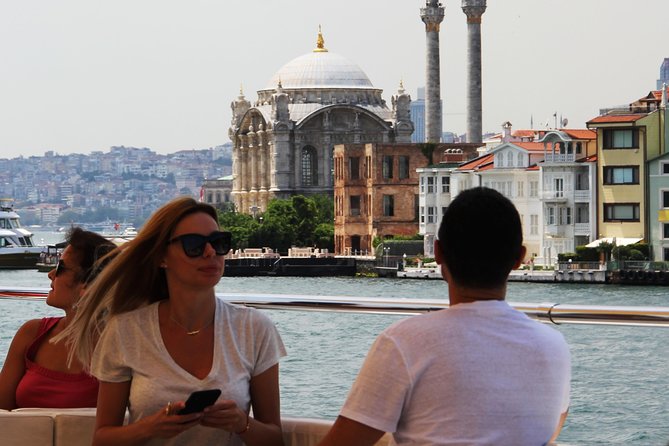 Croisière déjeuner à Istanbul sur le Bosphore et la mer Noire