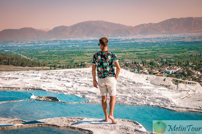 Heiße Quellen von Pamukkale und antike Stadt Hierapolis