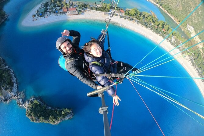 Gleitschirmfliegen über Ölüdeniz mit Skywalkern