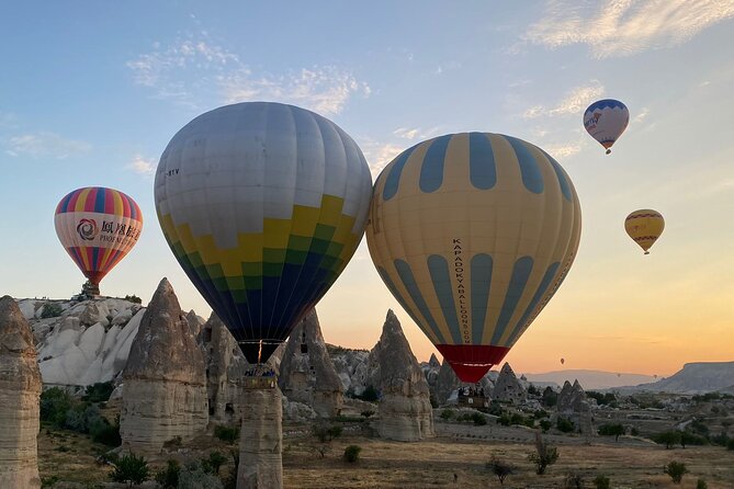 Paseo en globo aerostático en Capadocia en cesta mediana (20 personas)