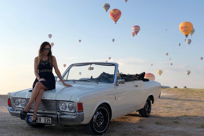 Oldtimer-Fotoshooting mit Luftballons