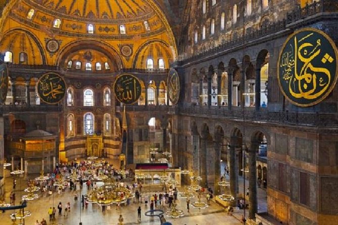 İSTANBUL YARIM GÜN SABAH TURU (Aziz Sofya MAVİ CAMİİ KAPALI ÇARŞI)