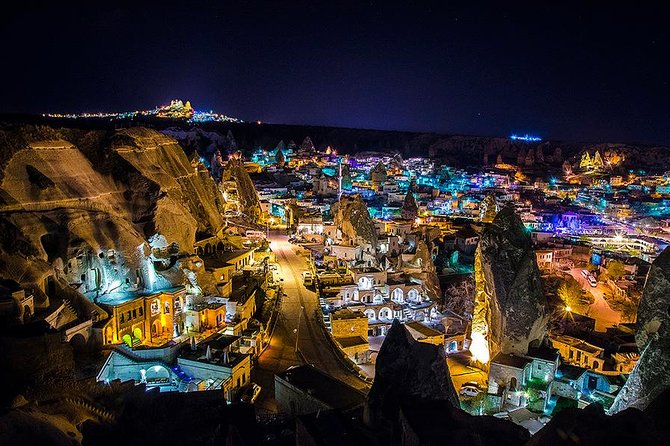 Visite du coucher du soleil et de la nuit en Cappadoce avec dîner