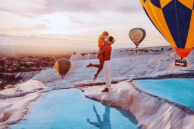 Découvrez le mystère lors d'un tour en montgolfière de luxe à Pamukkale