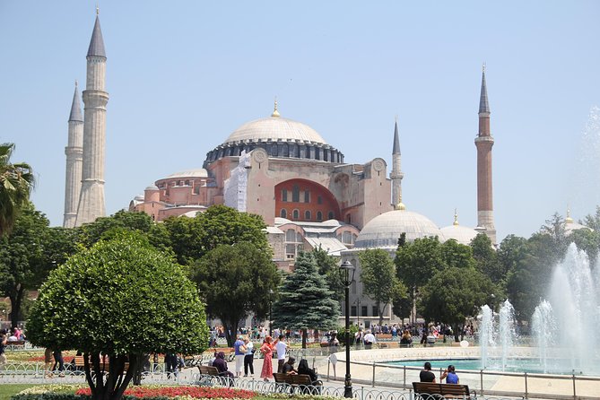 Visite en petit groupe des points forts d'Istanbul : les frais d'entrée et le déjeuner sont inclus !