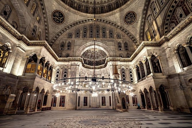 Recorrido de medio día por el Estambul imperial: Hagia Sophia, la Cisterna Basillica y el Gran Bazar