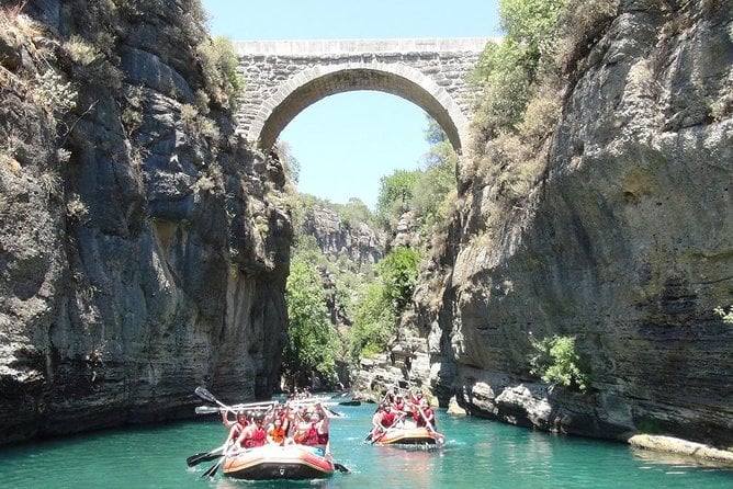 Tours de barranquismo y rafting desde Antalya