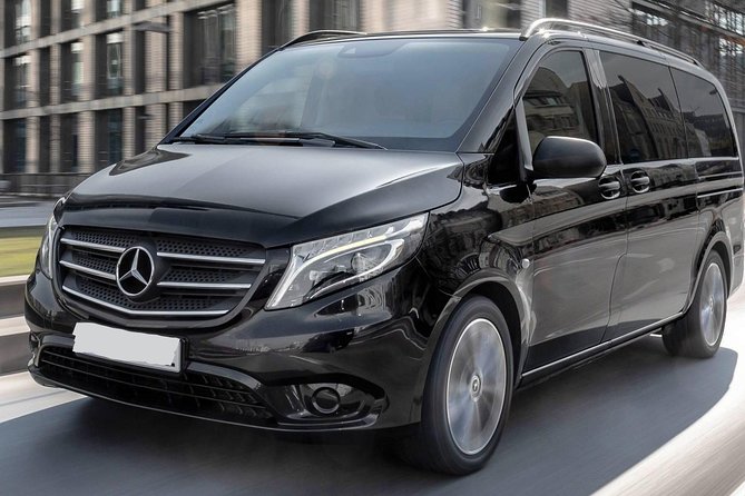 Departure Private Transfer Antalya to Antalya Airport AYT by Minivan