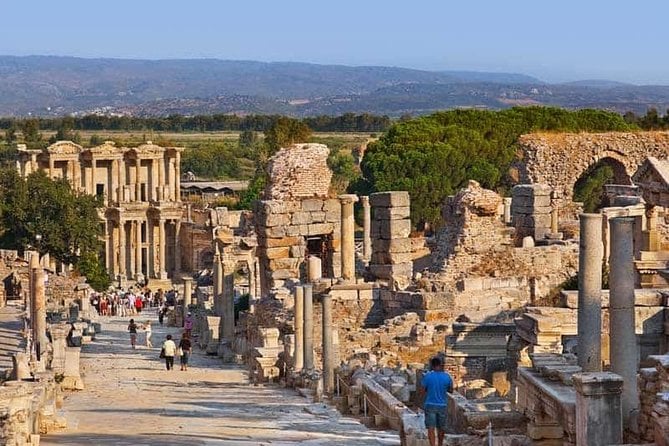 Visite guidée en petit groupe d'Ephèse &amp; Visite du village de Sirince depuis les hôtels de Kusadasi / Selçuk