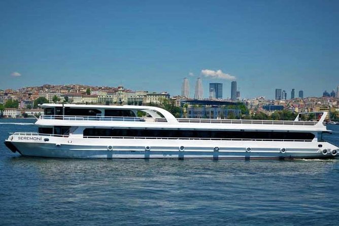 Croisière déjeuner sur le Bosphore à Istanbul Demi-journée Après-midi