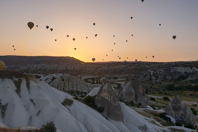 Fotografieren zwischen Sonnenaufgang und Heißluftballons in Kappadokien