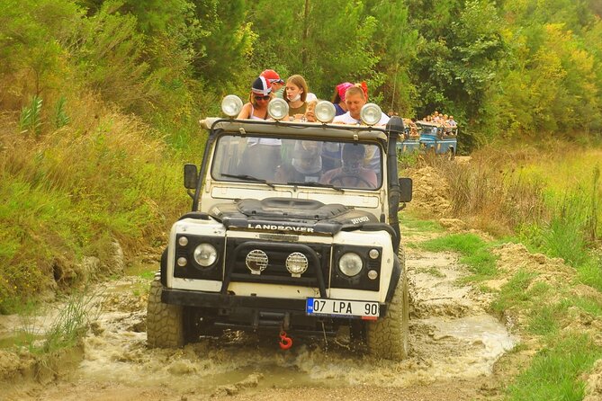 Jeep Safari dans la région de Green Canyon depuis Side City