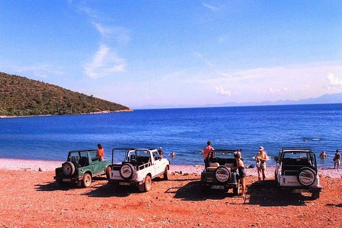 Davutlar Kuşadası'nda Jeep Safari ve Yüzme