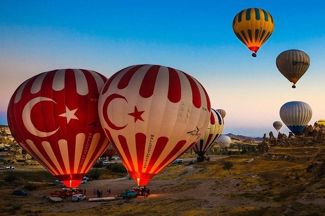 Kapadokya'da Balon Turu