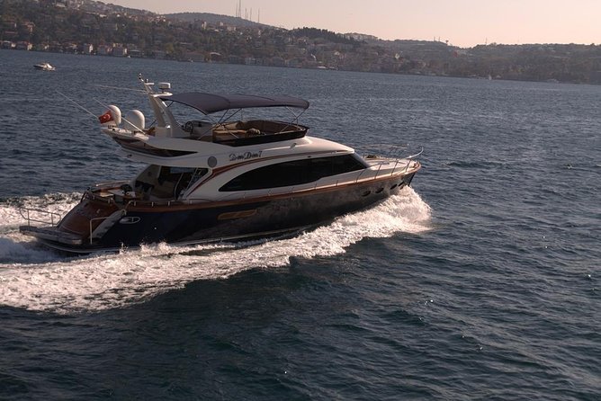 Visite du Bosphore avec un yacht privé depuis Istanbul