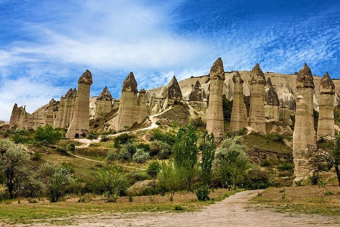 Excursion d'une journée complète en Cappadoce avec Goreme et Uchisar