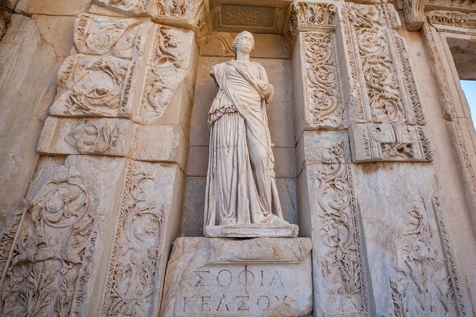 Port de Kusadasi à Éphèse, village de Sirince, temple d'Artémis