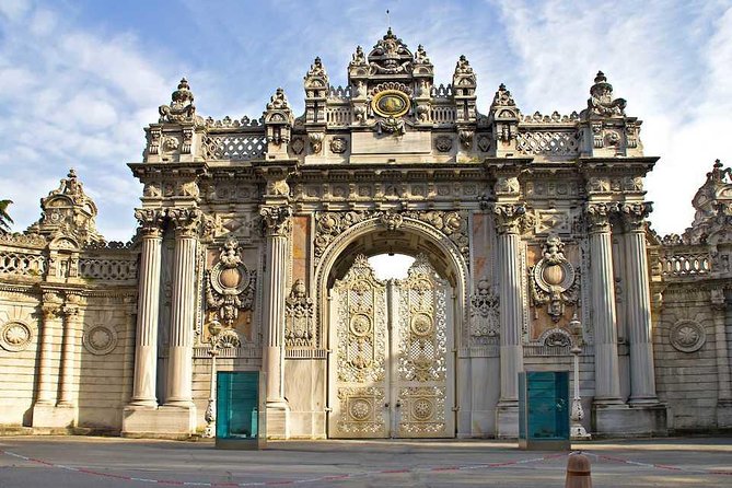 Visite du palais de Dolmabahce, de la colline de Camlica et du pont du Bosphore