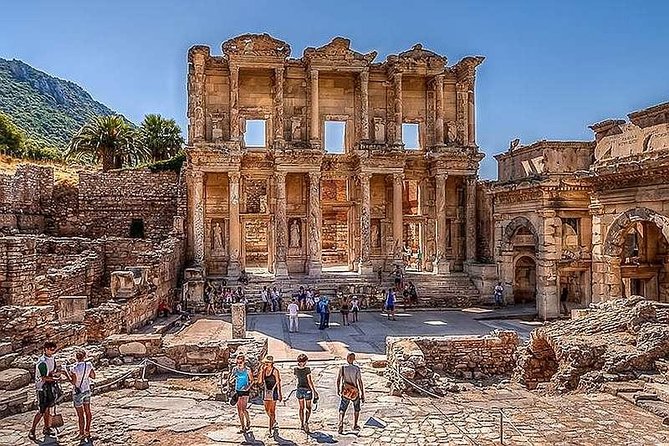 Kruvazörler için: Kuşadası Limanı'ndan İncil'deki Efes Turu