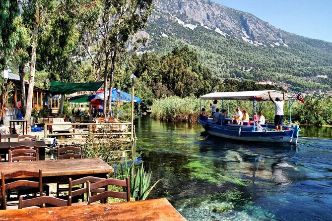 Visite de la rivière Akyaka Azmak, de la ville de Marmaris et de la grotte de Nimara au départ de Marmaris