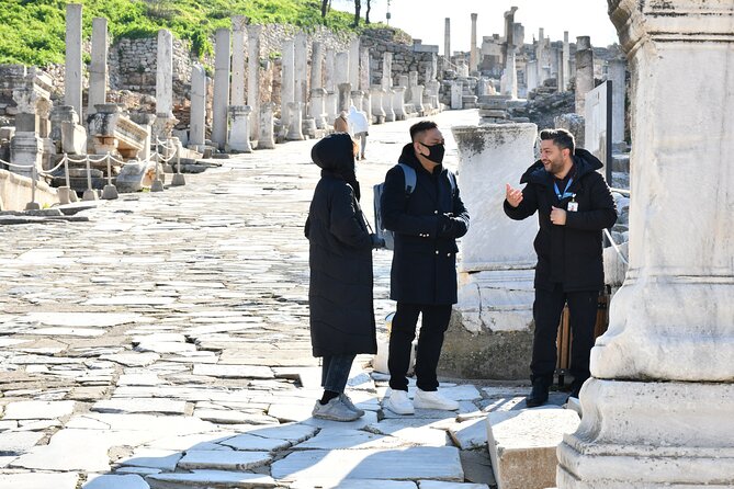 Visite de l'ancienne Éphèse en van privé depuis le port de Kusadasi