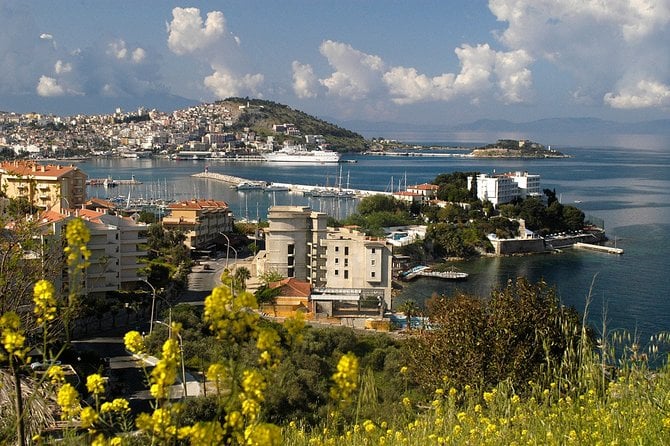 Transferts privés de la ville d'Izmir ou de l'aéroport Adnan Menderes vers / depuis la ville de Kusadasi