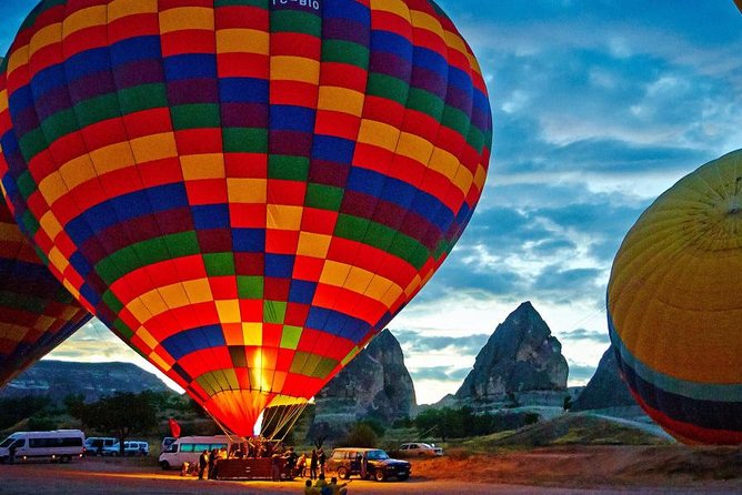 Kapadokya'da Balon Turu