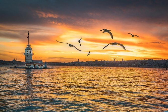 TourIstanbul: crociera con cena sul Bosforo per passeggeri dagli aeroporti di Istanbul