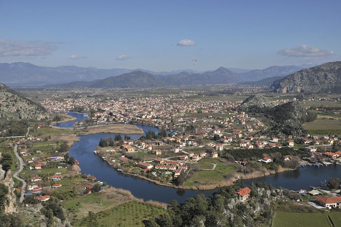 Marmaris Shore Excursion : excursion privée d'une journée à Dalyan comprenant une croisière sur la rivière Dalyan, l'ancien Kaunos, des bains de boue 