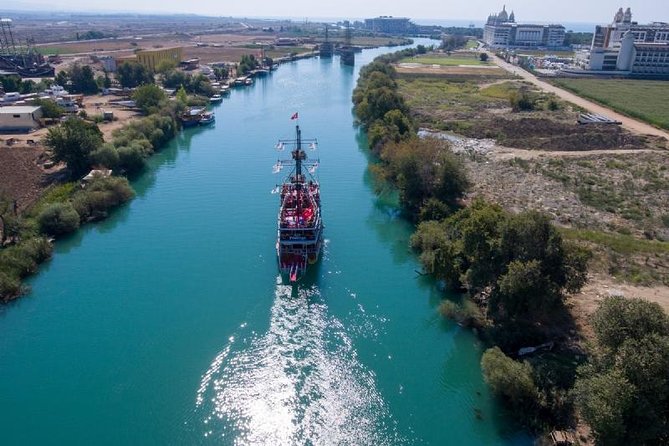 Crociera sul fiume Manavgat con Grand Bazaar e pranzo da Side