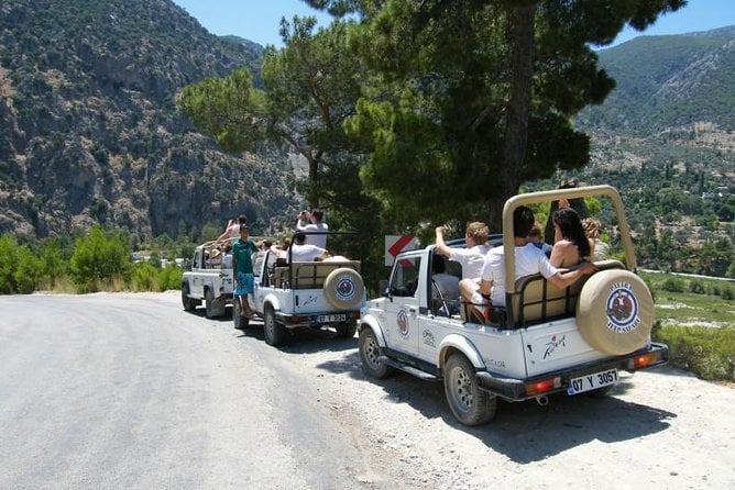 Viaggio alle fiamme eterne di Chimera in jeep