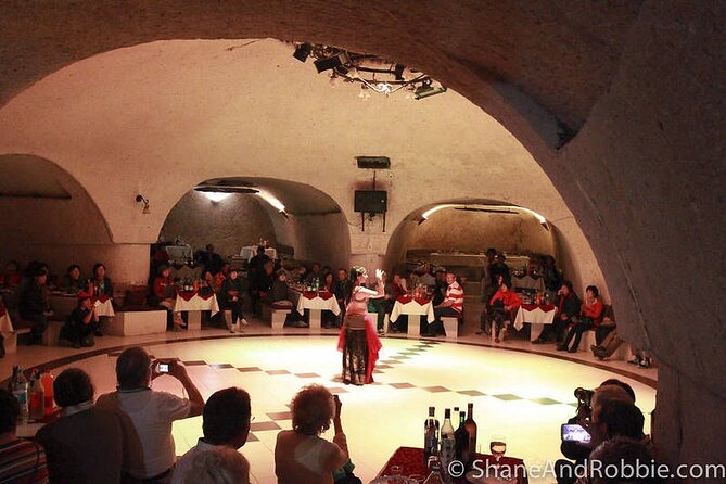 Spectacle nocturne turc et dîner en Cappadoce