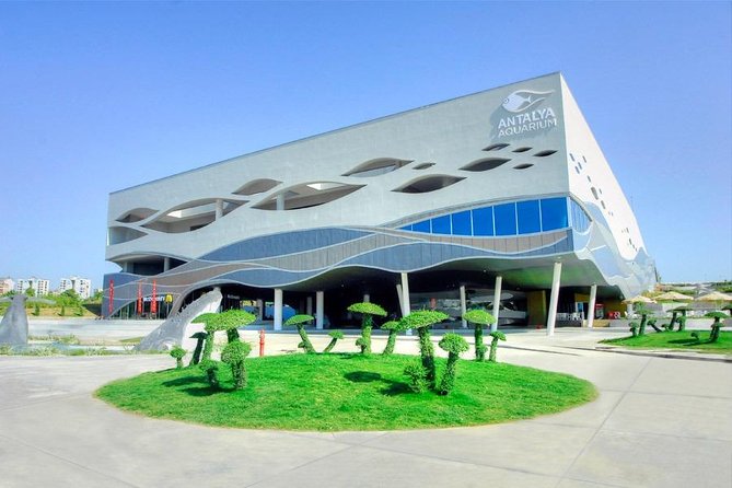 Half Day Antalya Aquarium Tunnel from Side