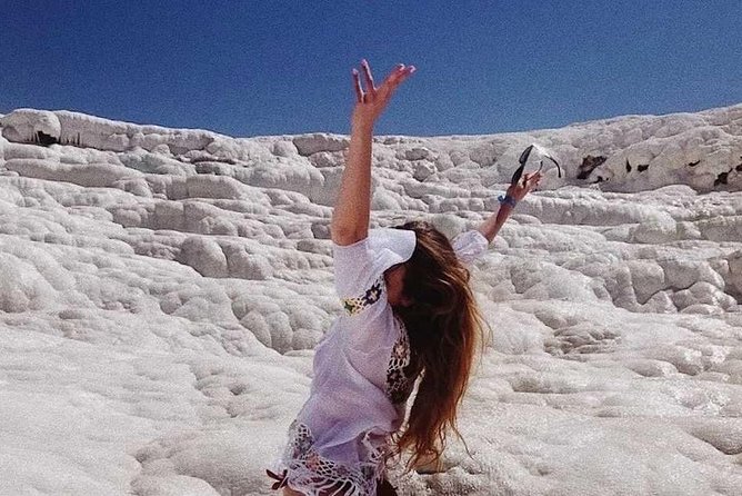 Pamukkale'nin Beyaz Kayalıklarına Özel Tam Gün Turu