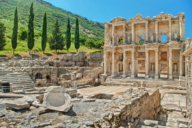 Kuşadası Yolcu Limanı'ndan Efes ve Meryem Ana Evi