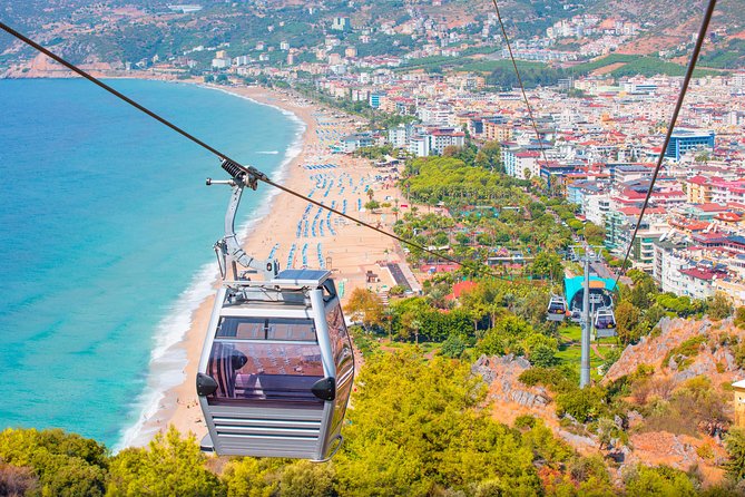 Alanya-Tour mit Seilbahn, Bootsfahrt und Mittagessen in Dimcay