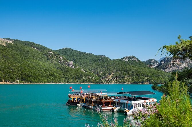 Crociera nel Green Canyon con pranzo e bevande illimitate da Alanya