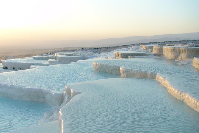 Kuşadası'ndan Pamukkale Turunun En İyileri: Hierapolis,Travertenler,Pamuk Kalesi