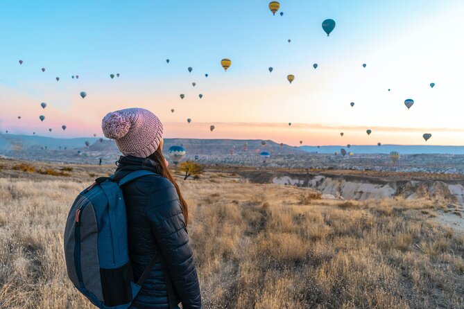 Aşk Vadisi'nde Küçük Grup Sıcak Hava Balonu İzleme Turu