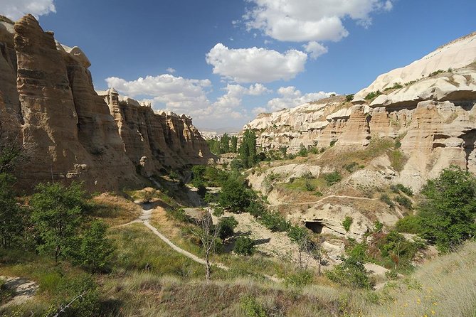 Kapadokya Yeraltı Şehri & Ihlara Vadisi