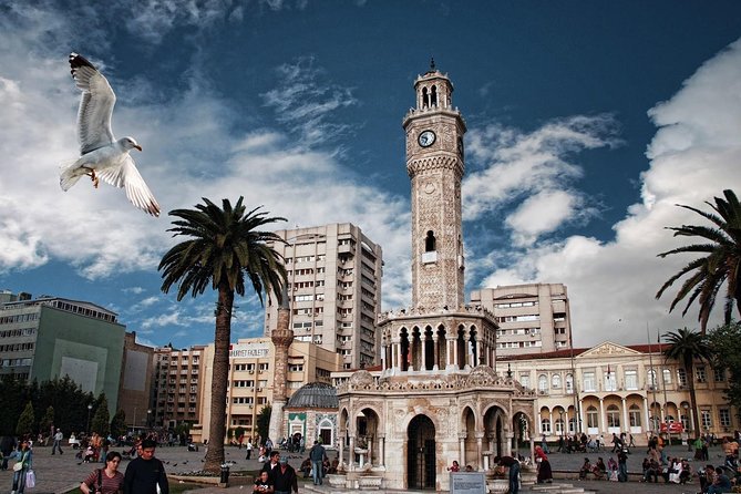 Kuşadası Limanı / Otellerinden İzmir Şehir Turu