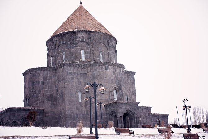 Tour guidato privato all-inclusive della città di Kars