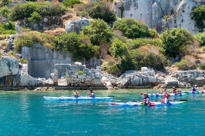 从乌卡吉兹出发：带导游的 Kekova 海上皮划艇之旅